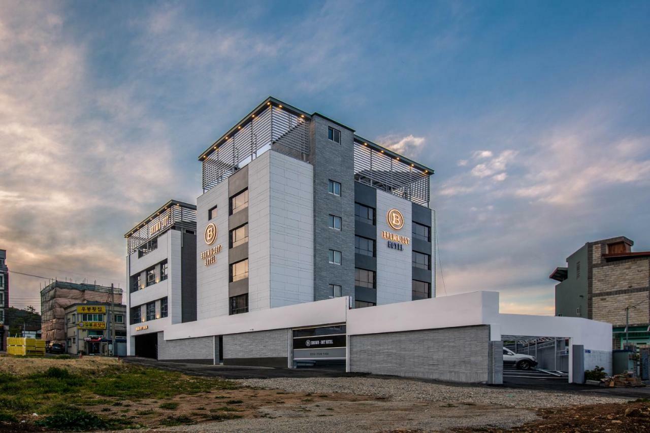 Brown Dot Gijang Yeonhwari Hotel ปูซาน ภายนอก รูปภาพ