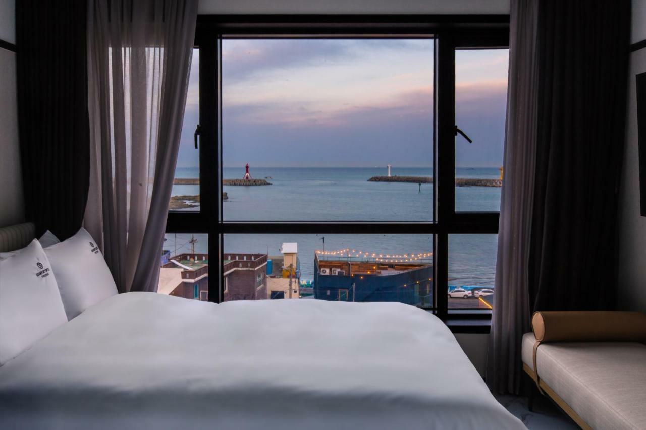 Brown Dot Gijang Yeonhwari Hotel ปูซาน ภายนอก รูปภาพ