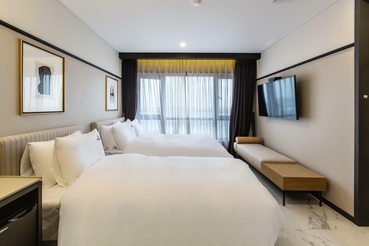 Brown Dot Gijang Yeonhwari Hotel ปูซาน ภายนอก รูปภาพ
