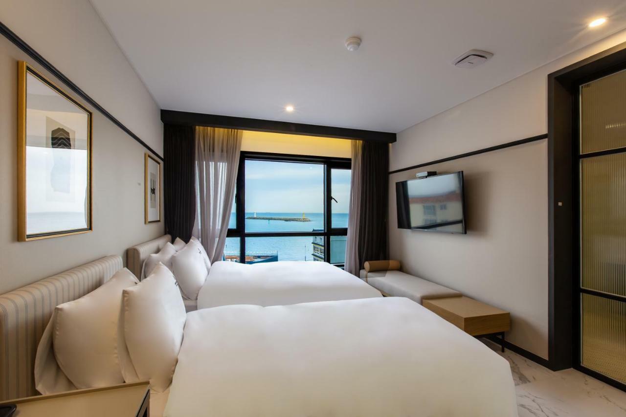 Brown Dot Gijang Yeonhwari Hotel ปูซาน ภายนอก รูปภาพ
