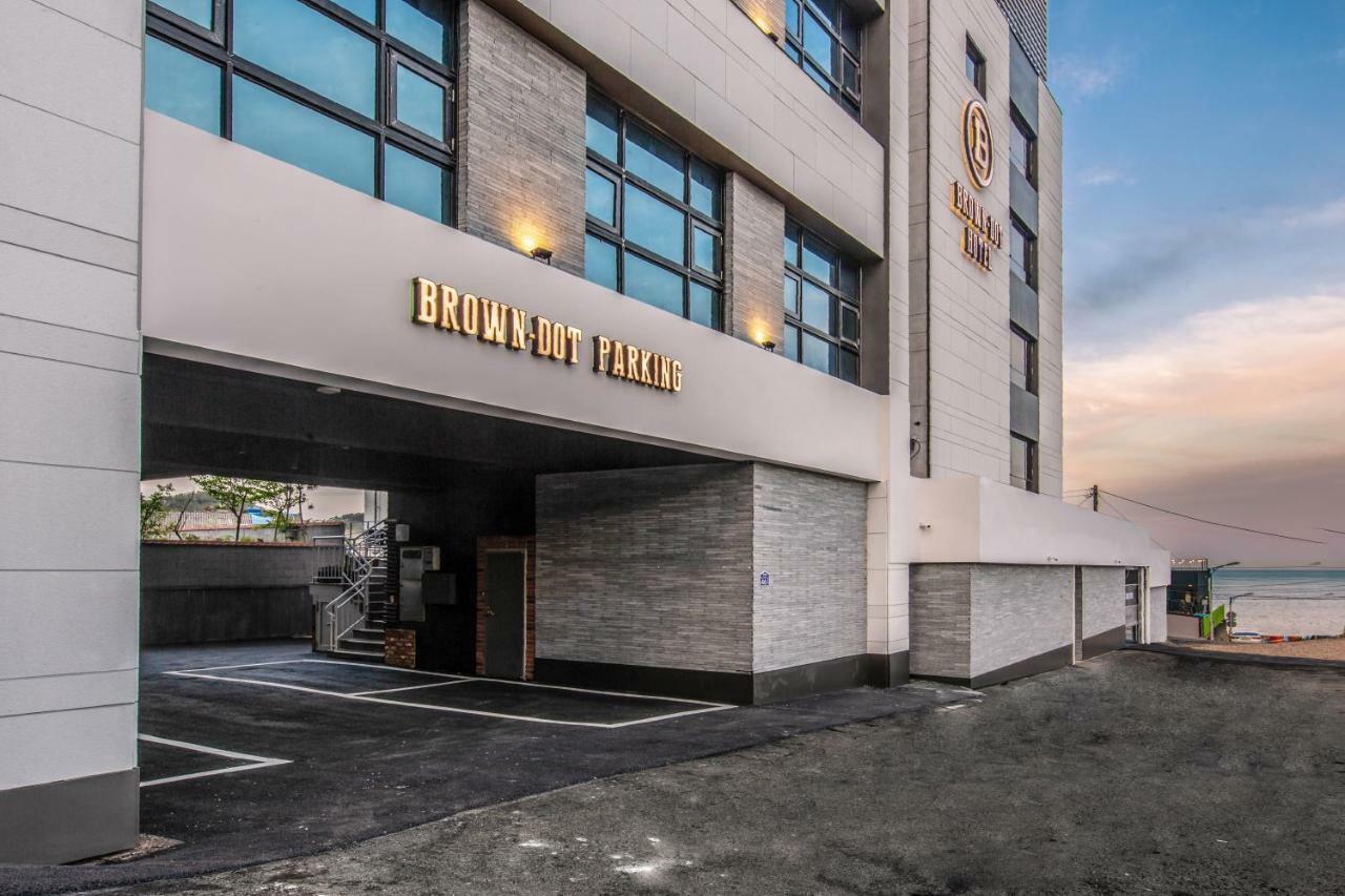 Brown Dot Gijang Yeonhwari Hotel ปูซาน ภายนอก รูปภาพ