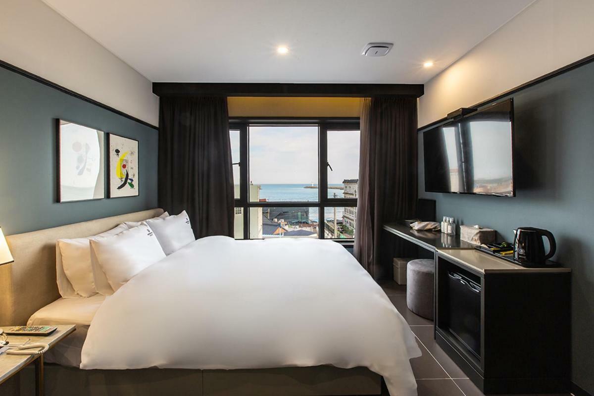Brown Dot Gijang Yeonhwari Hotel ปูซาน ภายนอก รูปภาพ